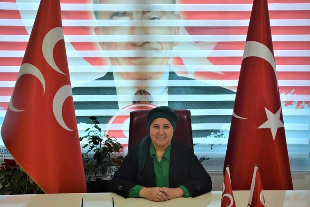 Mhp Kadın Kolları Başkanı Alime Yiğit İstifa Etti