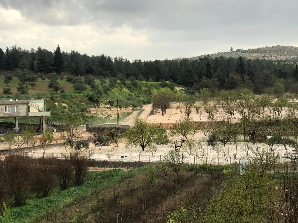 Nizipi Önce Yağmur Sonra Dolu Vurdu