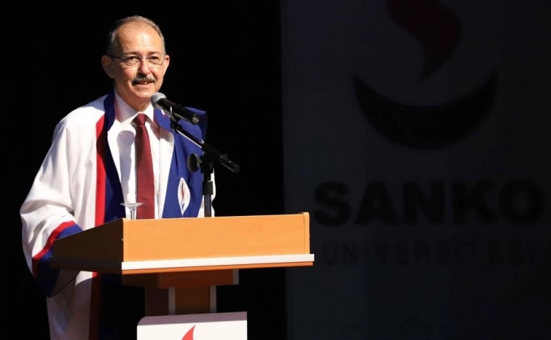 Prof .Dr. Dağlı Gaziantep’in kurtuluşunu gururla kutluyoruz