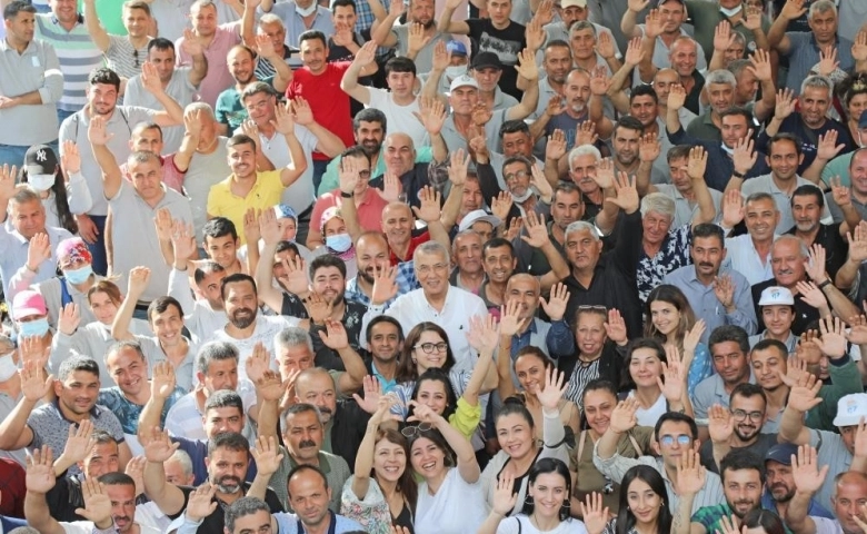 Mersin'de Başkan Tarhan, 2022'nin En Başarılı Belediye Başkanları arasında