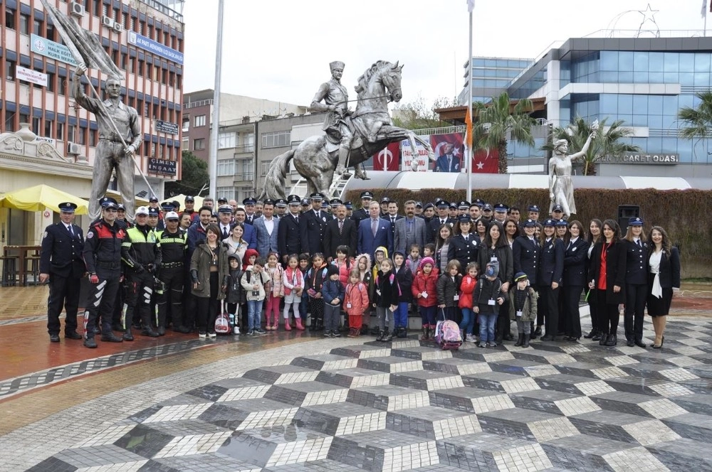 Polis Teşkilatının Kuruluş Yıl Dönümü Menemende Kutlandı