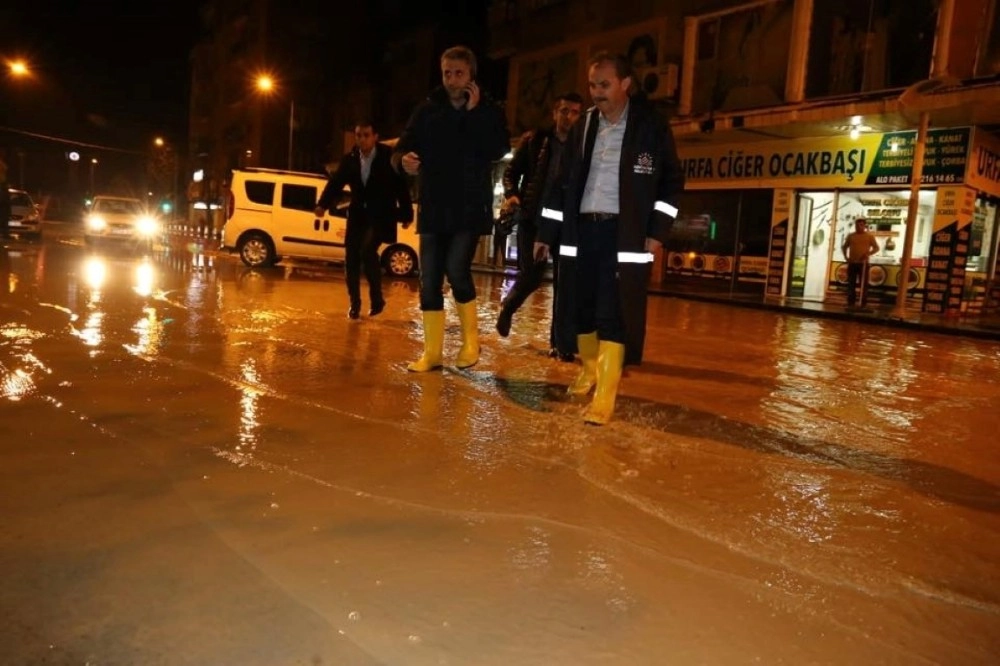 Adıyaman Belediyesinin Yağış Mesaisi