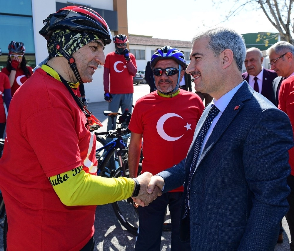 Yeşilyurtta ‘Çanakkale Şehitleri Anma Bisiklet Turu Düzenledi