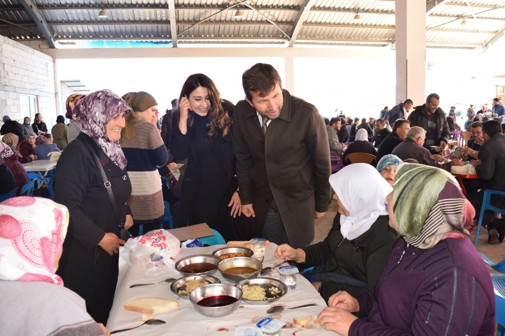 Başkan Demircinin Hâyır Yemeğine 10 Bin Kişi Katıldı