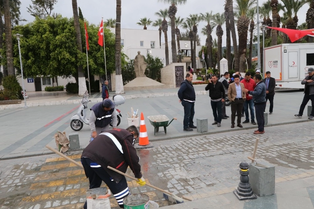 Bodrumda Fen İşleri Ekipleri Çalışmalara Devam Ediyor