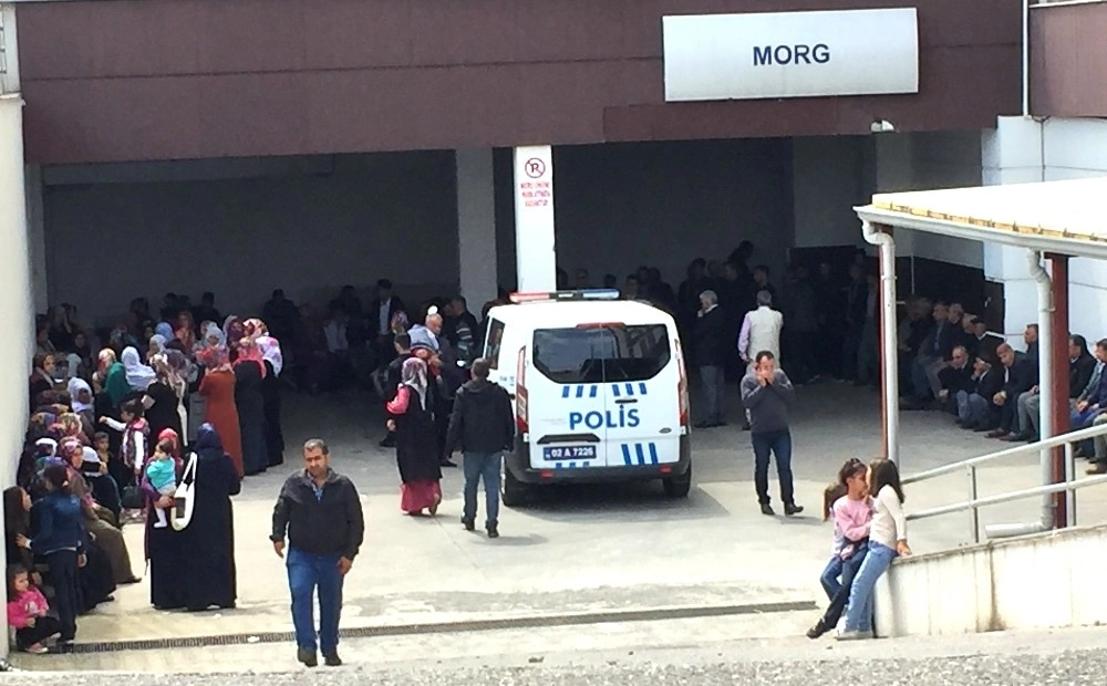 Adıyaman'da Balkondan Düşen Genç Kız Hayatını Kaybetti