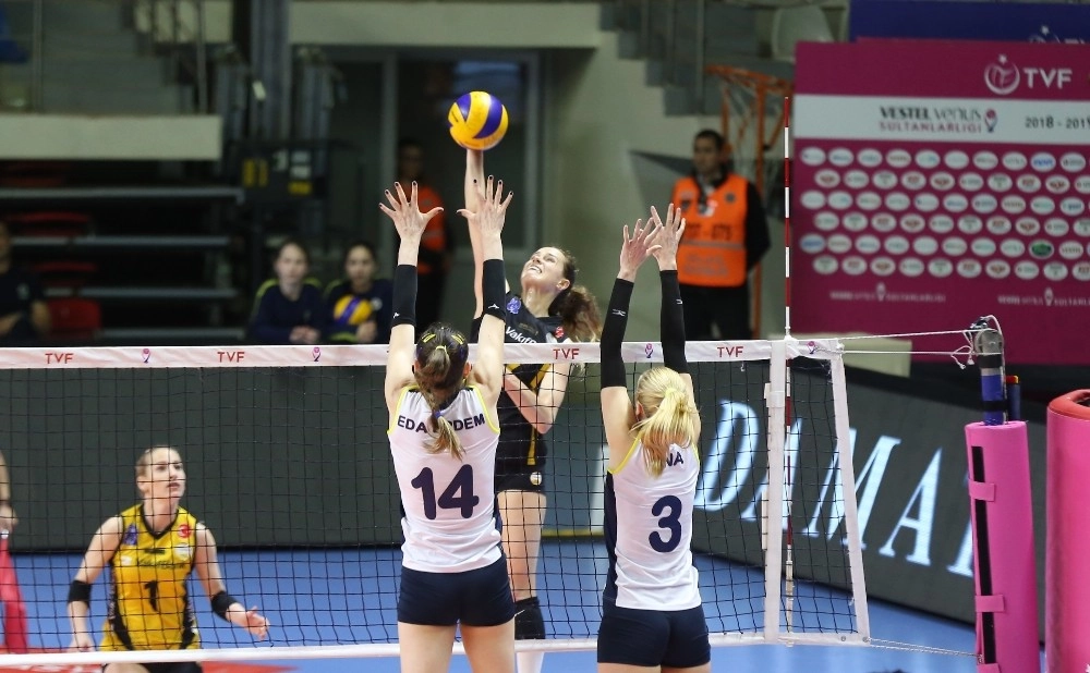 Yarı Finalde İlk Raunt Vakıfbankın