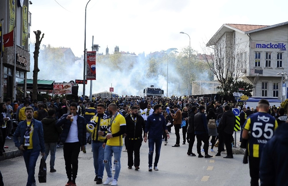 Ülker Stadyumunun Kapıları Açıldı