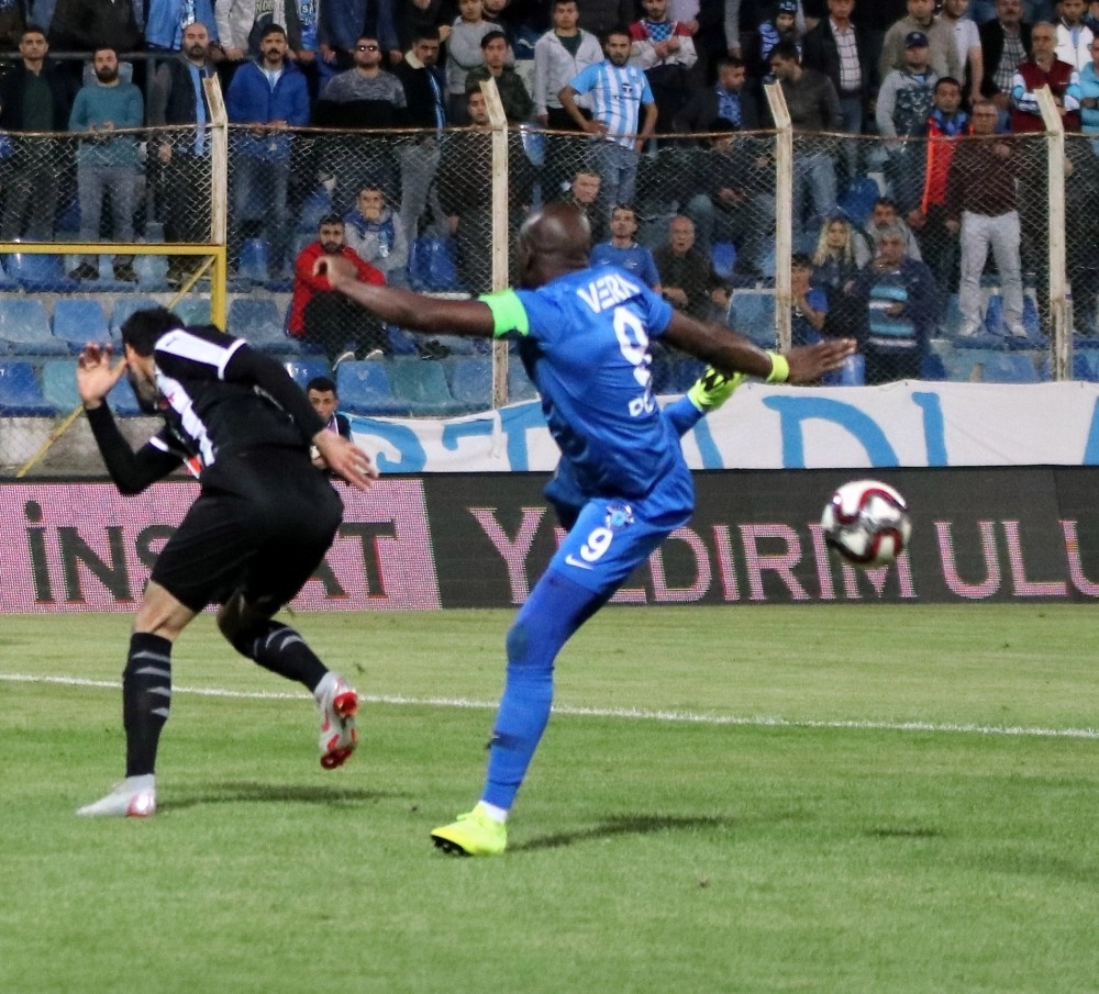 Spor Toto 1. Lig: Adana Demirspor: 2 - Altay: 2 (Maç Sonucu)