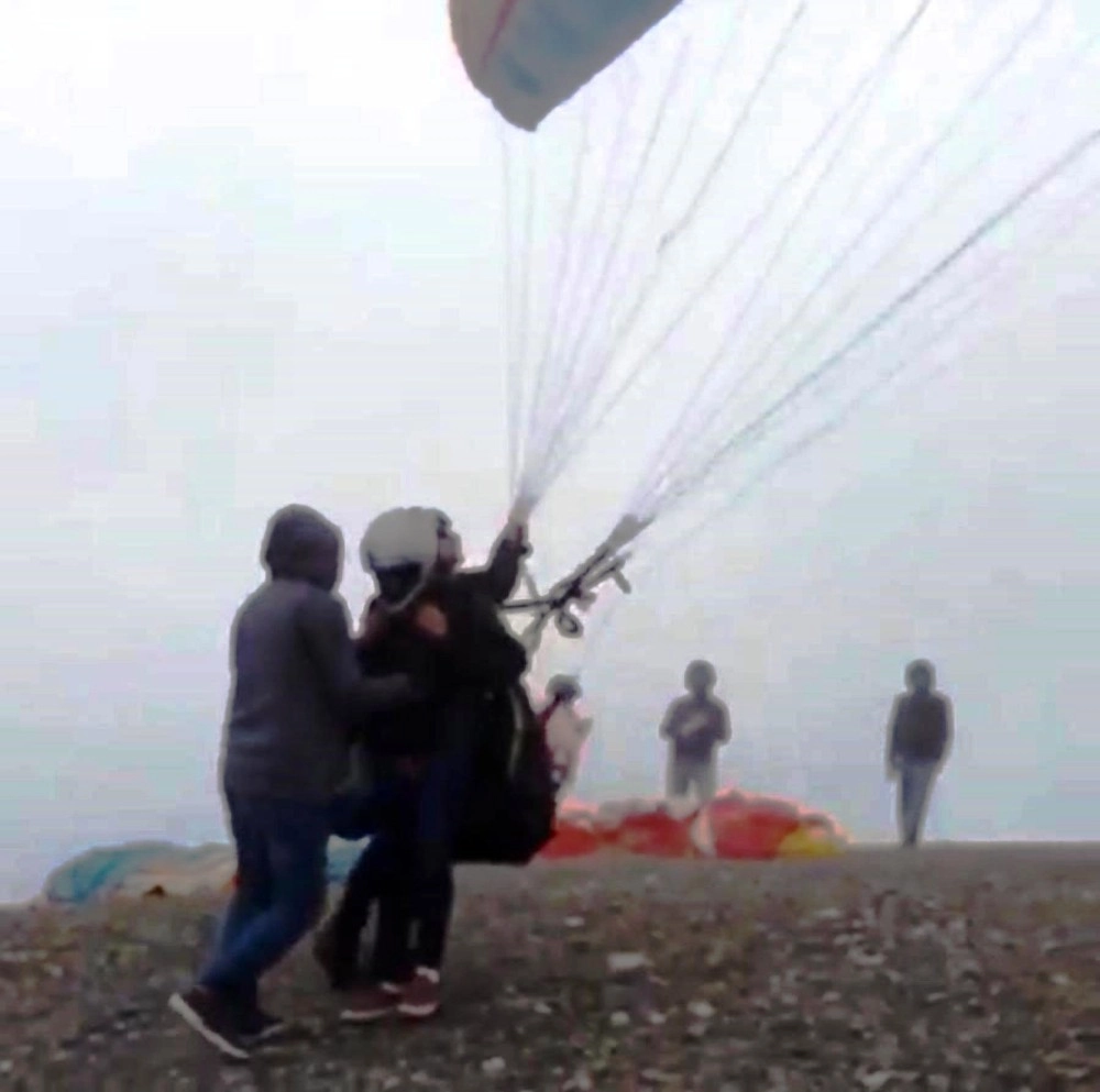 Paraşüt Kazasında Ölen Pilot Ve Yabancı Yolcunun Son Anları Ortaya Çıktı