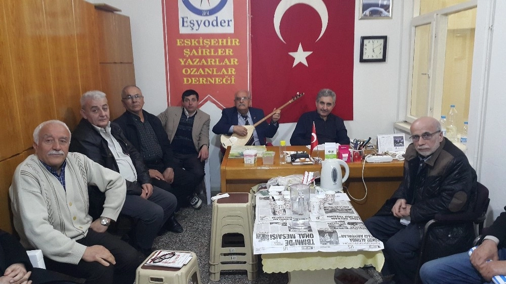 Şehitler İçin Yazdıkları Şiirleri Okurken Duygulu Ve Hüzünlü Anlar Yaşandı