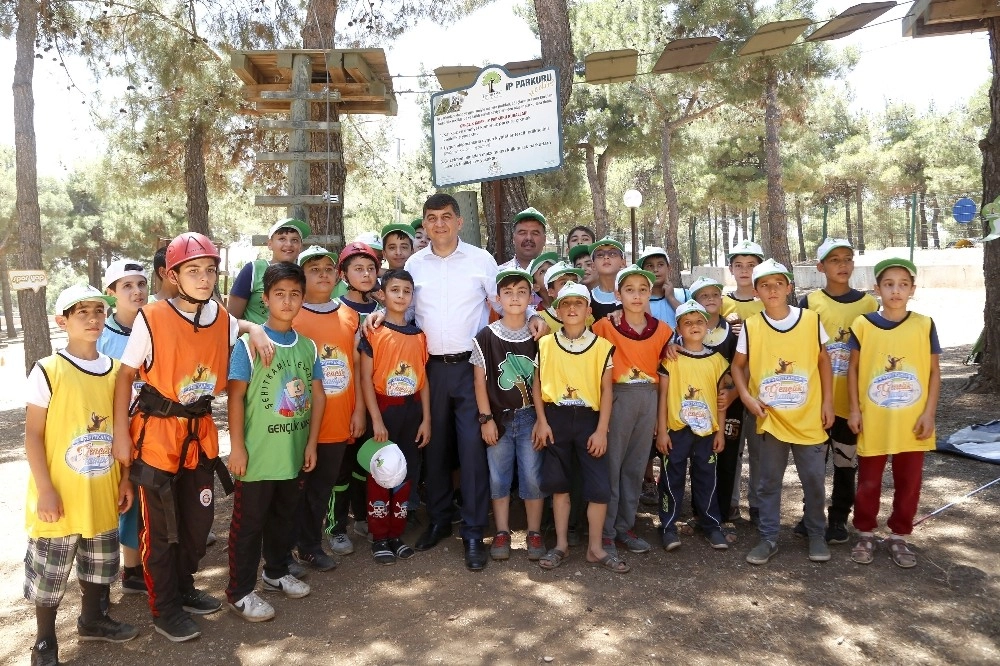 Çocuklar, Doğaya Dokunarak Büyüyor