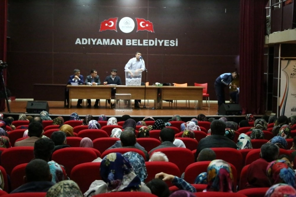 Belediye Bünyşesinde Çalışacak İşkur Elemanları Kurayla Belirlendi