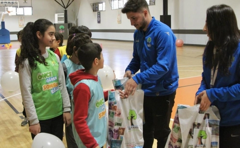 Şehitkamil'de Hem becerilerini test ediyor hem de eğleniyorlar