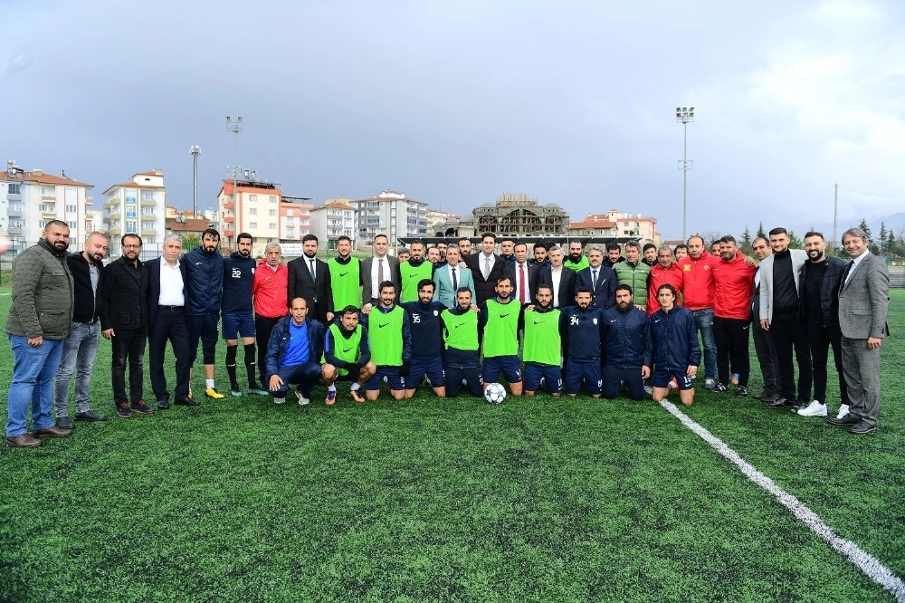 Yeşilyurt Belediyespor Şampiyonluk İçin Kenetlendi