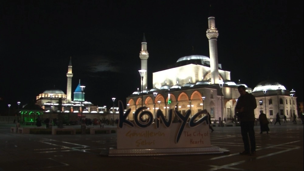 Kandilde Camiler Ve Hazreti Mevlana Türbesi Dolup Taştı