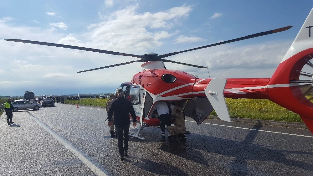 Diyarbakırda Trafik Kazası: 1 Ölü, 4 Yaralı