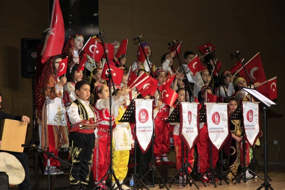 Çocuk Korosu Konserine Büyük İlgi