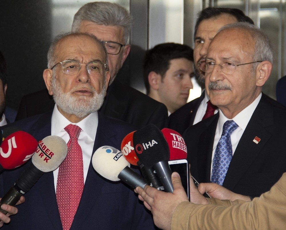 Karamollaoğlu, Kılıçdaroğlunu Ziyaret Etti