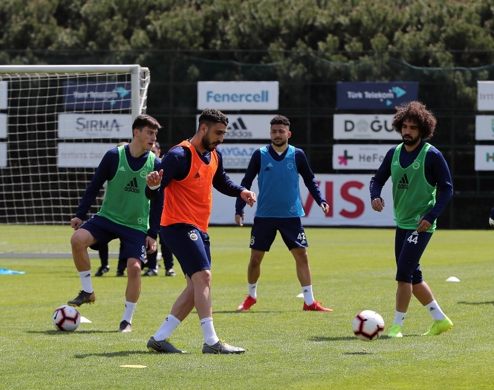 Fenerbahçe, Trabzonspor Maçı Hazırlıklarını Sürdürdü