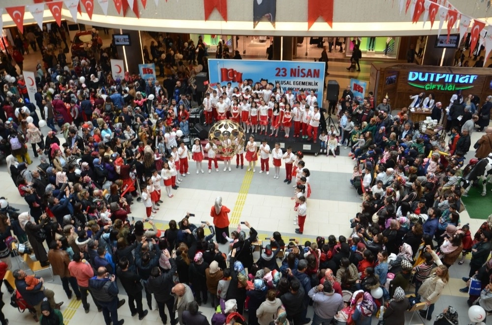 Malatya Parkta 23 Nisan Etkinliği