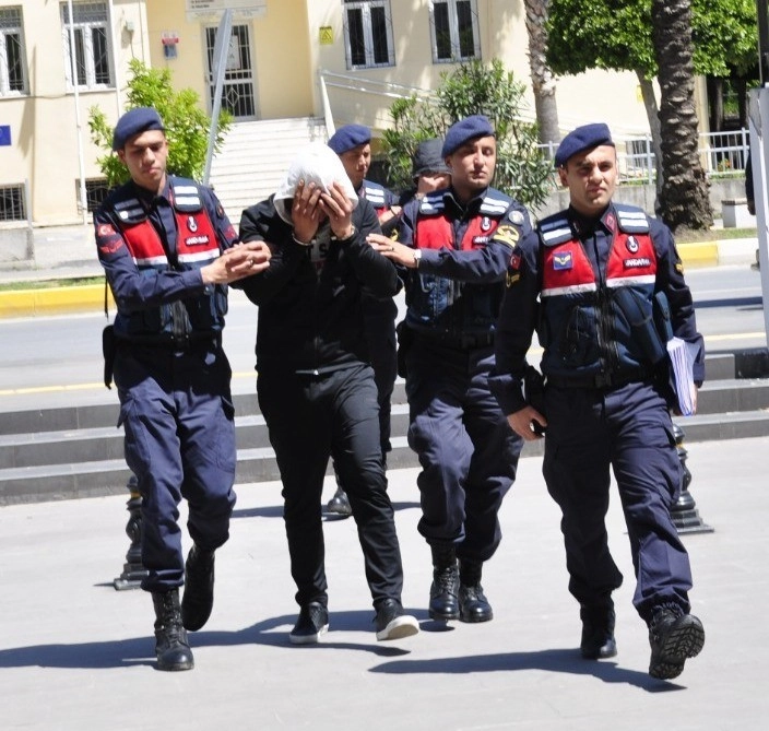 "evinizdeki Altın Çalıntı" Diye Dolandırdılar