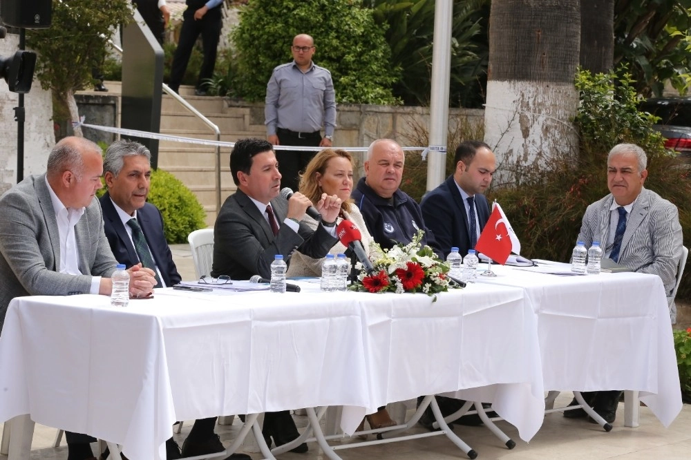 Bodrumdaki Kaçak Yapıların Yıkımına Başlandı