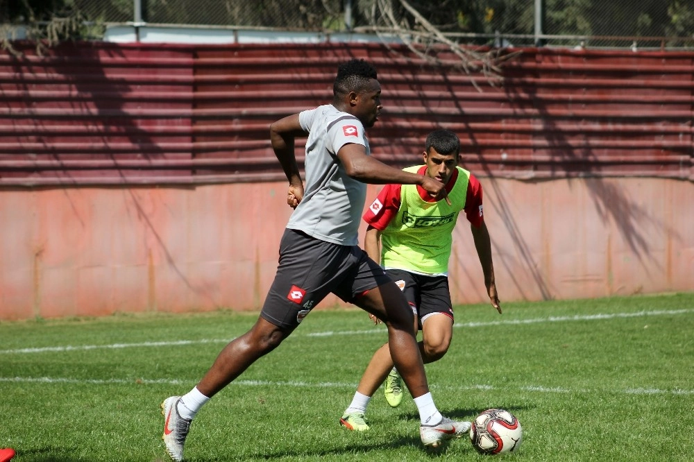 Adanaspor, U-21 Takımıyla Antrenman Maçı Yaptı