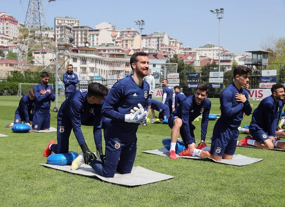 Fenerbahçe, Trabzonspor Maçı Hazırlıklarını Sürdürdü