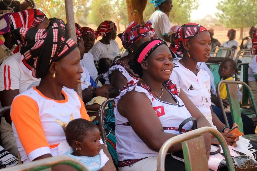 Tikadan Burkina Fasoya Kadın Meslek Edinme Merkezi