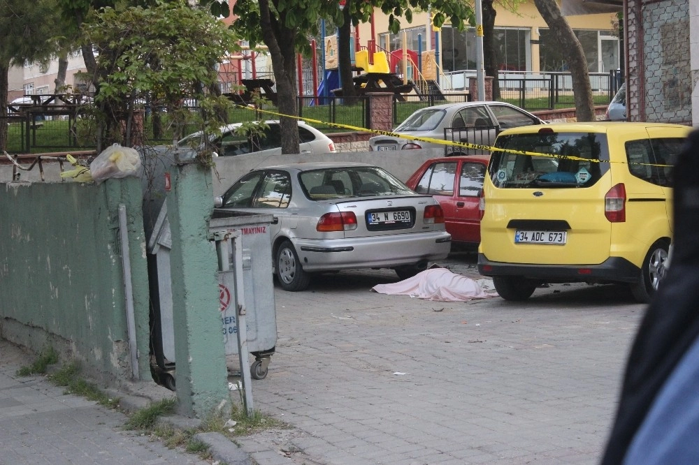 Altıncı Kattan Düşen Adam Feci Şekilde Can Verdi