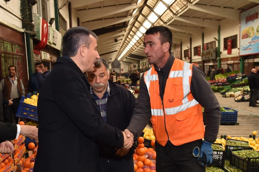 Başkan Balcıdan Toptancı Hali Esnafına Ziyaret