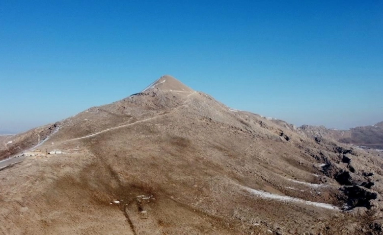 Nemrut’un kış uykusuna kuraklık engeli