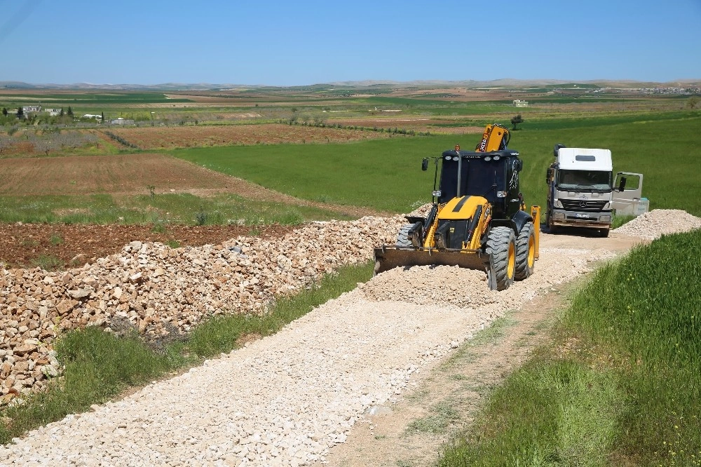 Haliliye Kırsalında Yol Çalışmaları Sürüyor