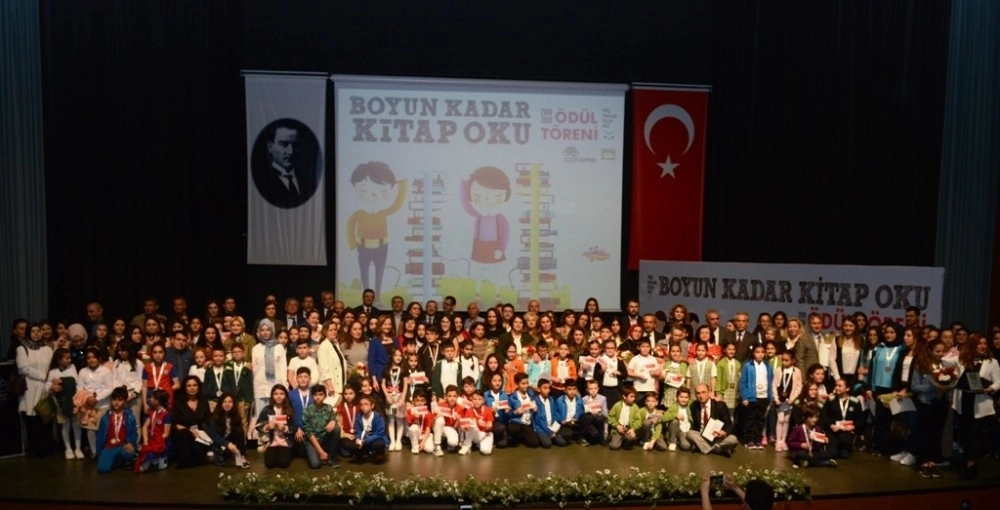 Boyları Kadar Kitap Okudular, Ödülleri Aldılar