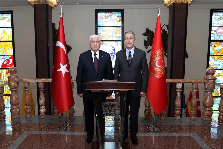 Genelkurmay Eski Başkanı Org. Necdet Özel, Bakan Akarı Ziyaret Etti