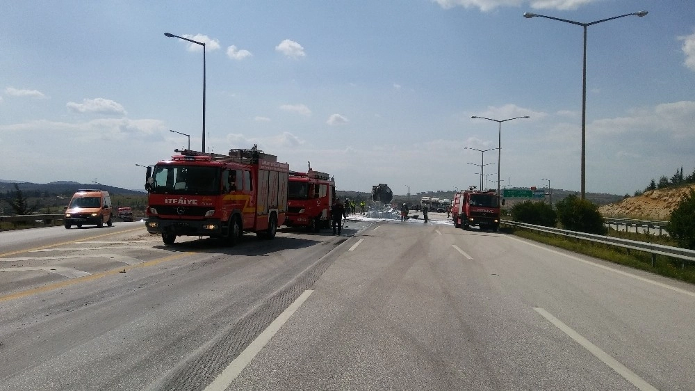 Gaziantepte Tanker Faciası, Sürücü Yanarak Öldü