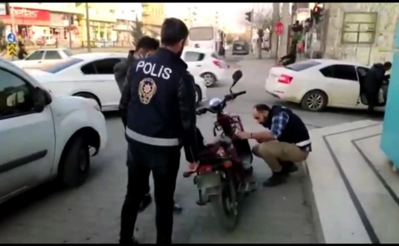 Şanlıurfa yol uygulamasında 75 çalıntı motosiklet ele geçirildi