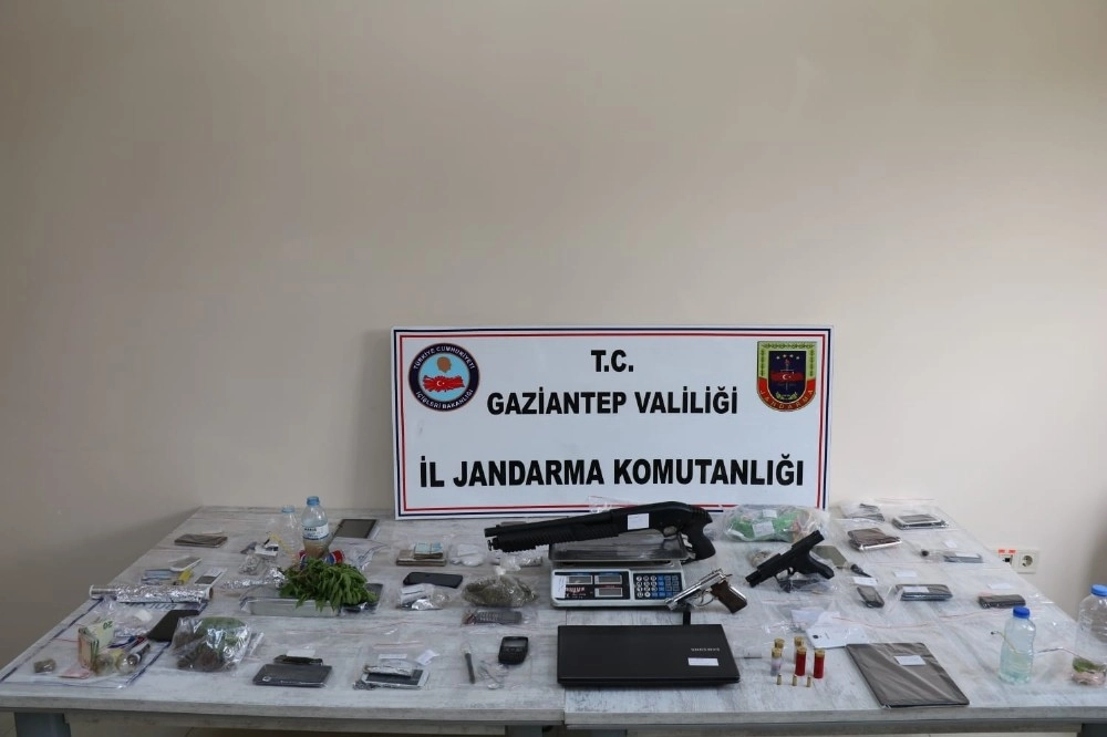 Gaziantep Ve Kahramanmaraşta Uyuşturucu Operasyonu: 27 Gözaltı