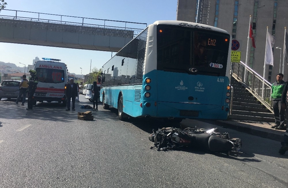 Beyoğlu Piyalepaşa Bulvarında Feci Kaza