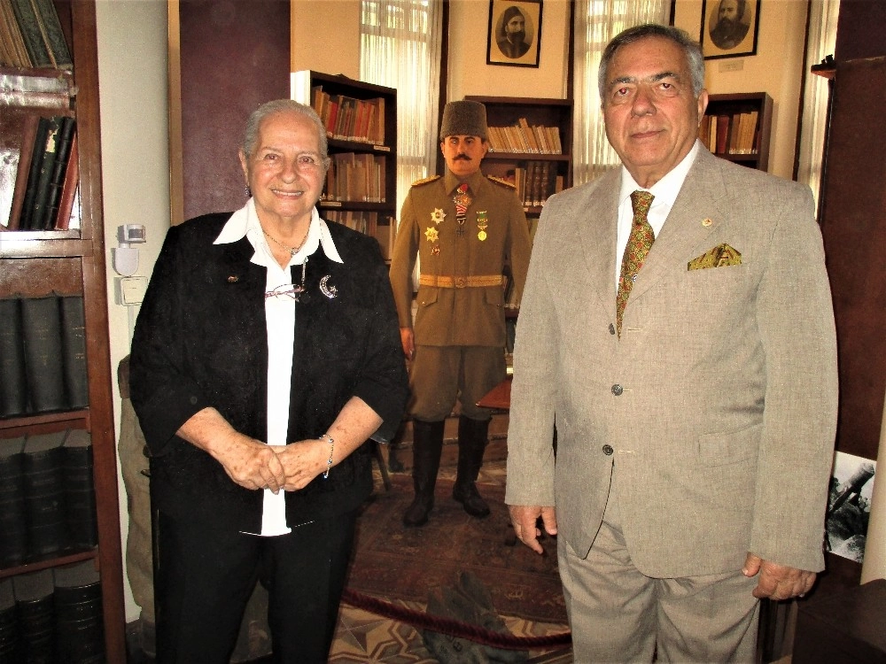 Kazım Karabekir Paşanın Heykeli Müzedeki Yerini Aldı