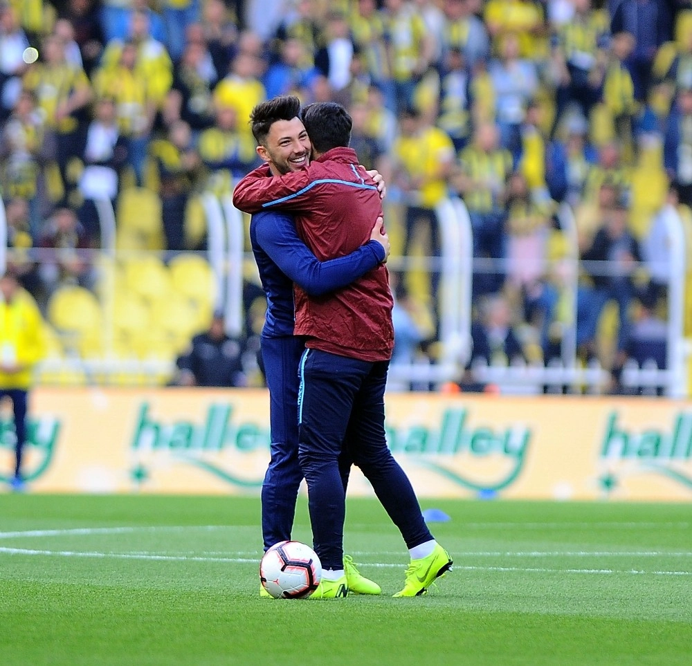 Spor Toto Süper Lig: Fenerbahçe: 0 - Trabzonspor: 1 (Maç Devam Ediyor)