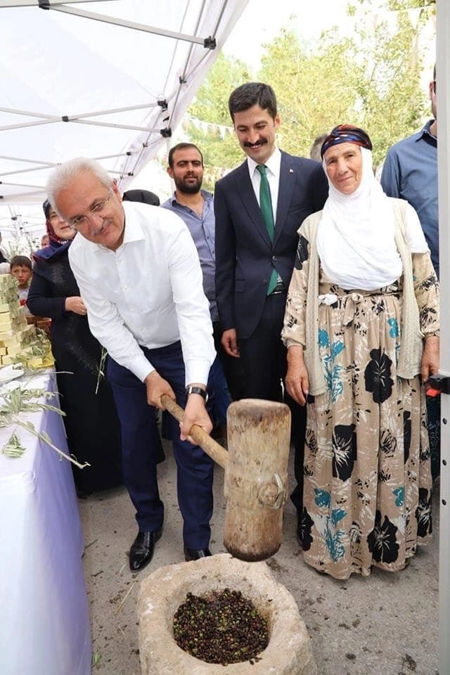 Derik Zeytinyağı Dünya Markaları Arasında Yer Aldı