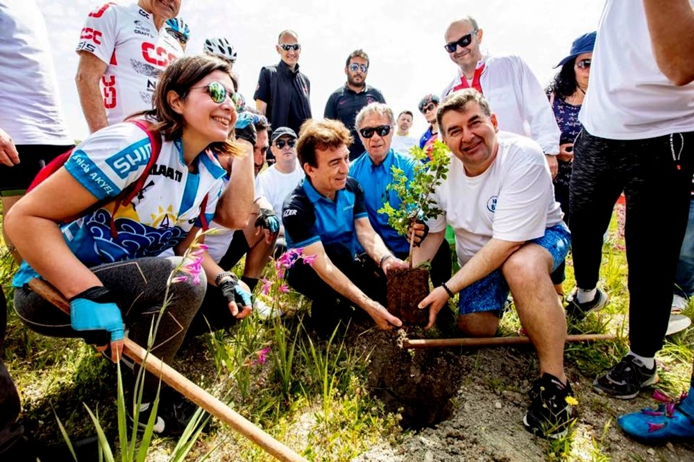 Çeşmede Pedallar Sakız Ağaçları İçin Döndü