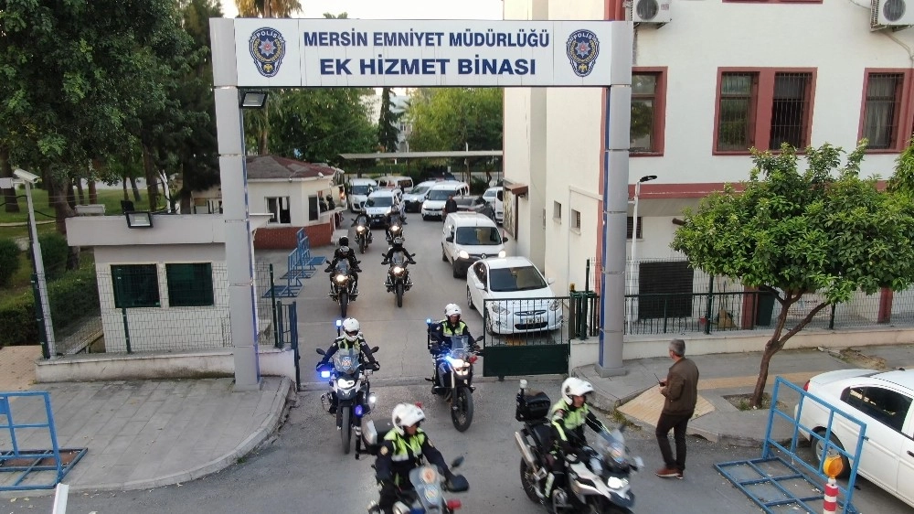 Mersinde Torbacılara Yönelik Süpürme Operasyonu