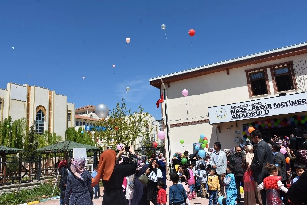 Çevre Bilinci İçin Gökyüzünde Ağaç Dikme Etkinliği Düzenlendi