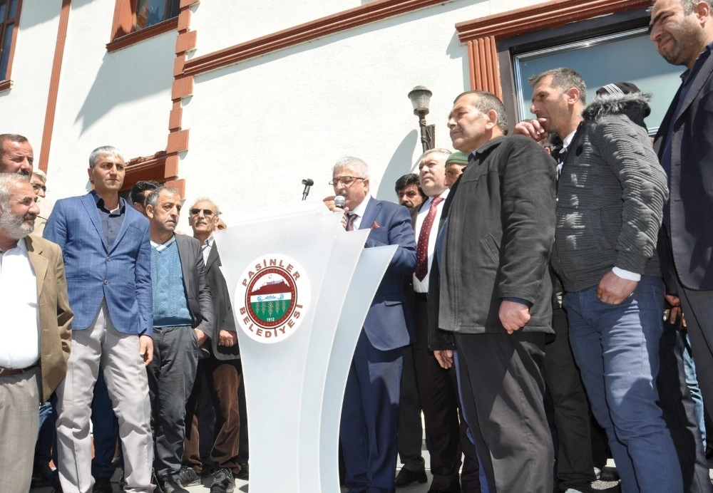 Başkan Ahmet Dölekli Görevine Başladı