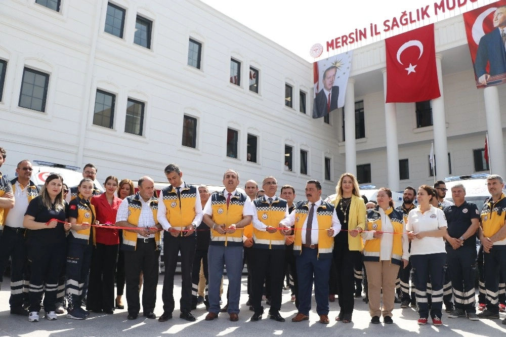 Mersinde 8 Yeni Ambulans Göreve Başladı