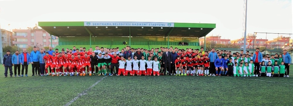 Futbol Akademisinde 13 Binin Üzerinde Krampon Yetişti