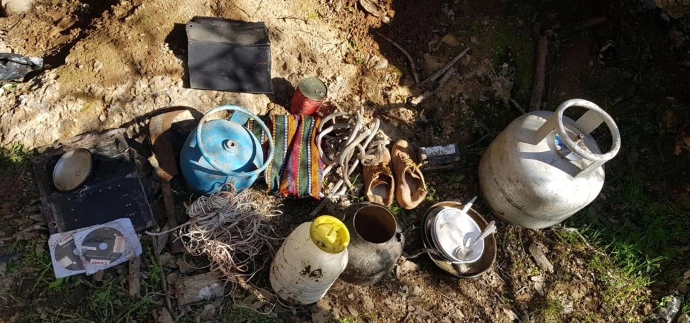 Şırnakta Etkisiz Hale Getirilen Teröristlere Ait Mühimmatlar Ele Geçirildi